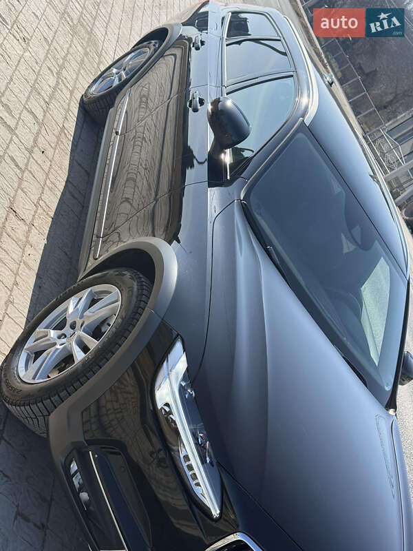 Volvo V90 Cross Country 2019