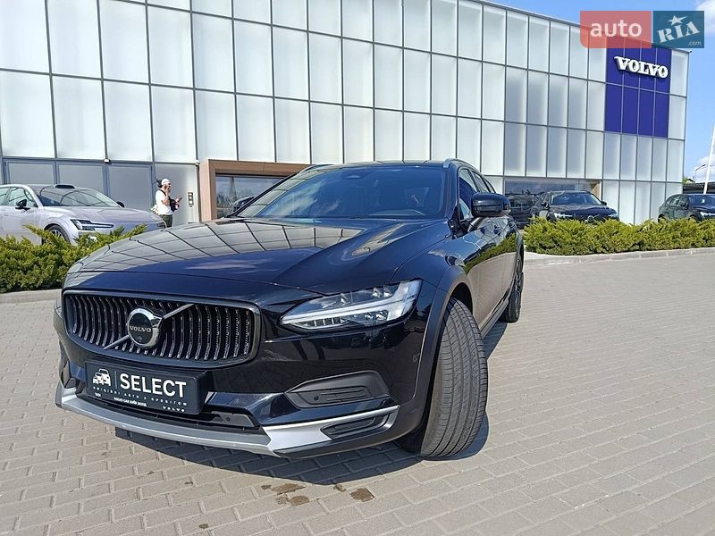 Volvo V90 Cross Country 2022