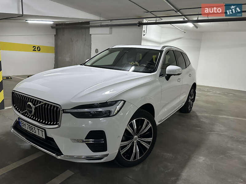 Volvo XC60 2022