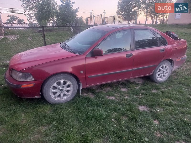 Volvo S40 2001