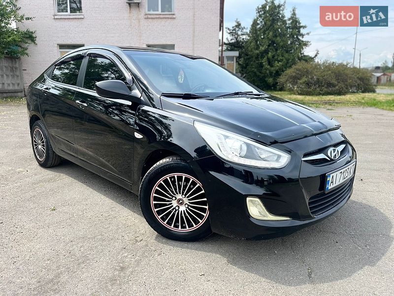 Hyundai Accent 2014