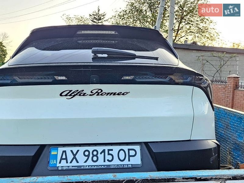 Alfa Romeo Junior 2025