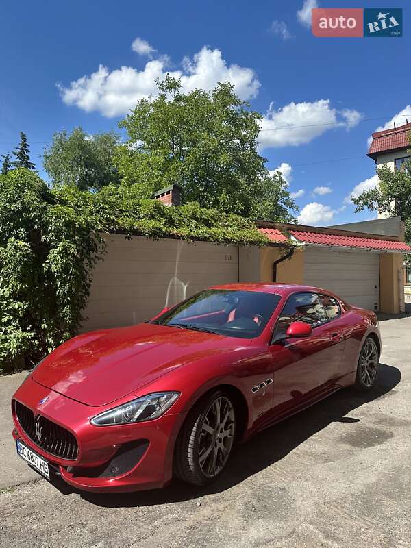 Maserati GranTurismo 2014
