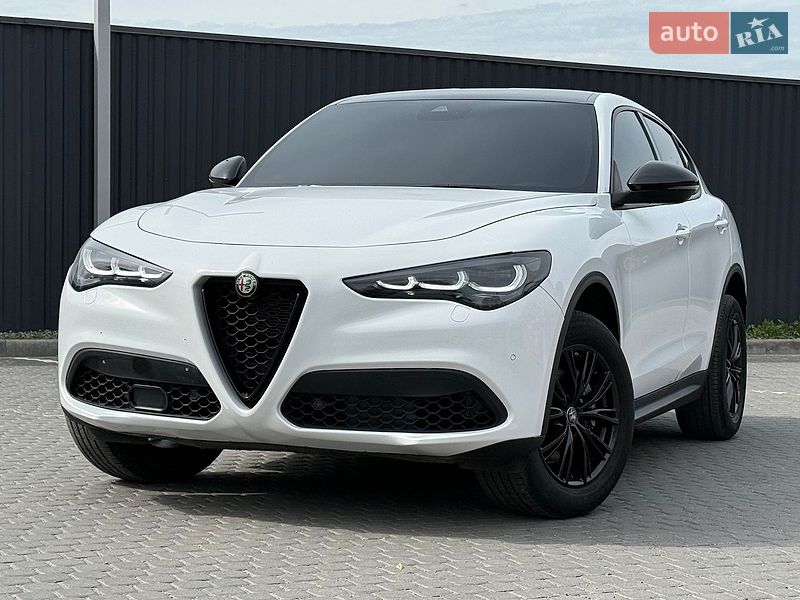 Alfa Romeo Stelvio 2024