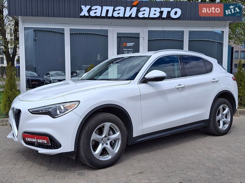 Alfa Romeo Stelvio 2019