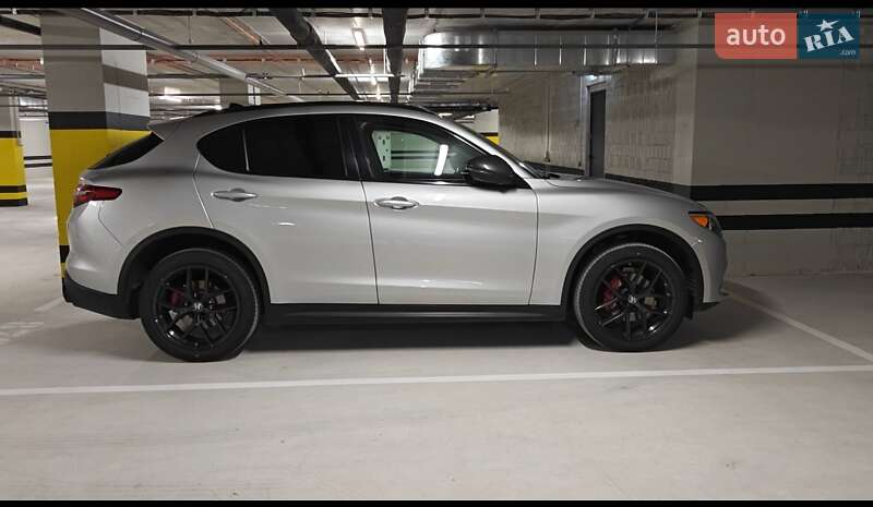 Alfa Romeo Stelvio 2019