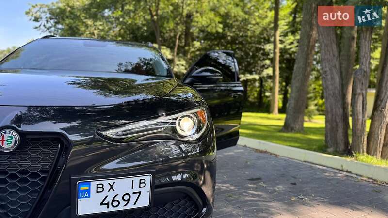 Alfa Romeo Stelvio 2019