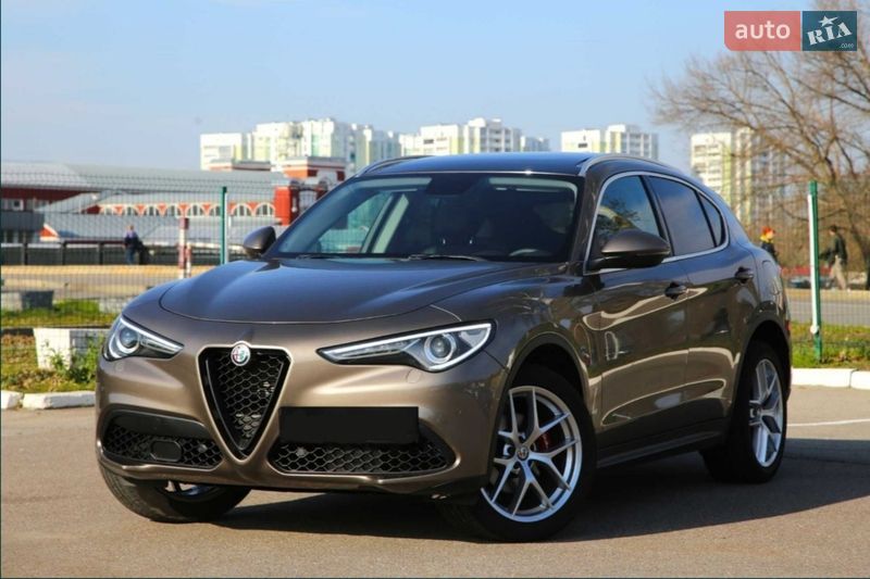 Alfa Romeo Stelvio 2019