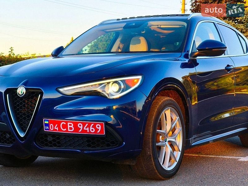 Alfa Romeo Stelvio 2021