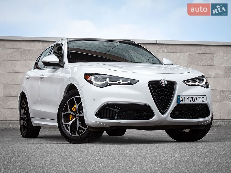 Alfa Romeo Stelvio 2021
