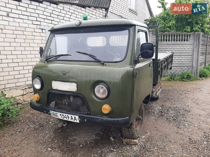 УАЗ 3303 1990
