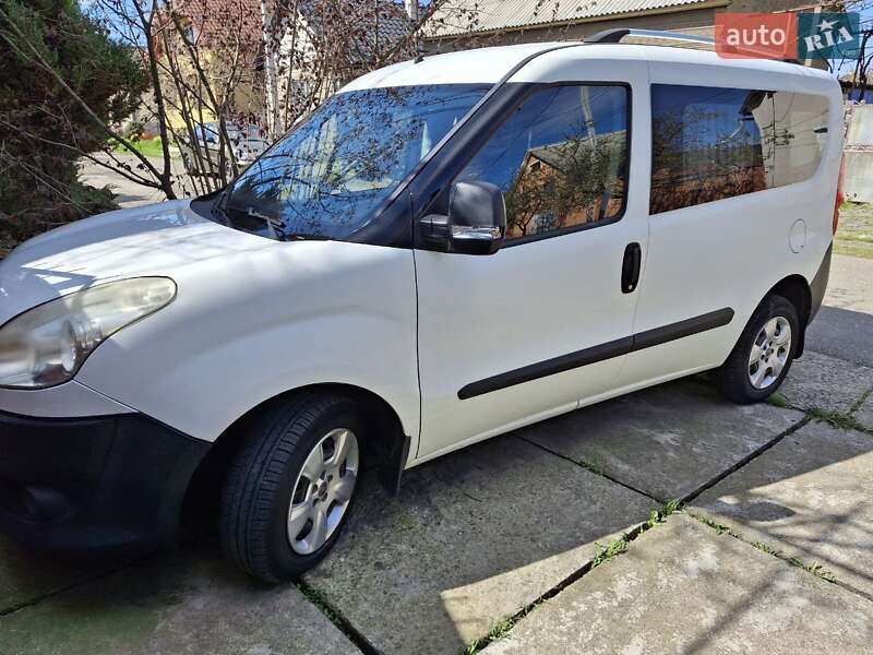 Fiat Doblo 2010