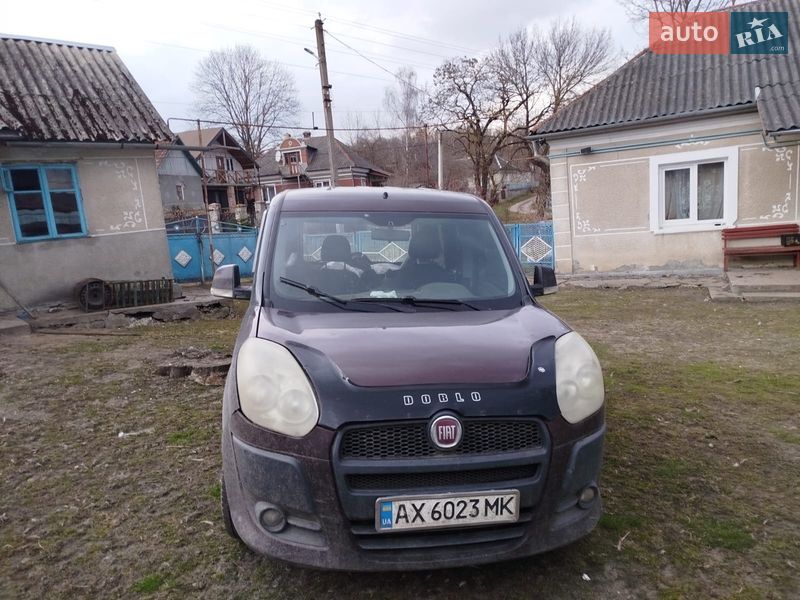 Fiat Doblo 2010