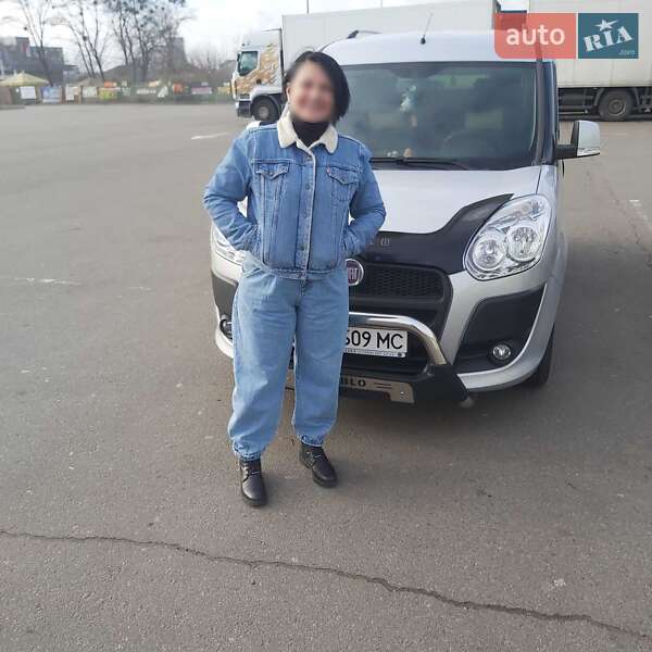 Fiat Doblo Panorama 2012