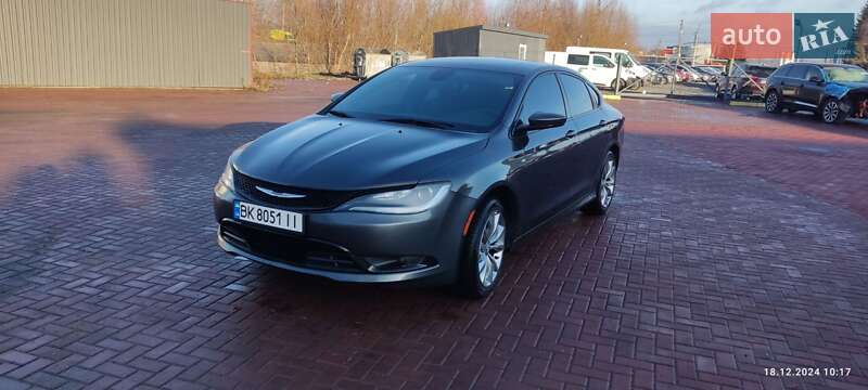 Chrysler 200 2016