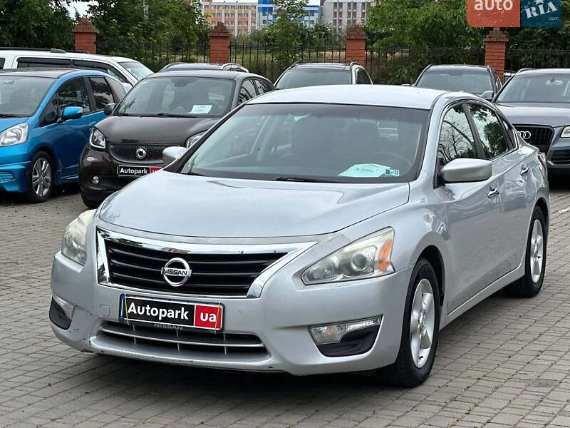 Nissan Altima 2015