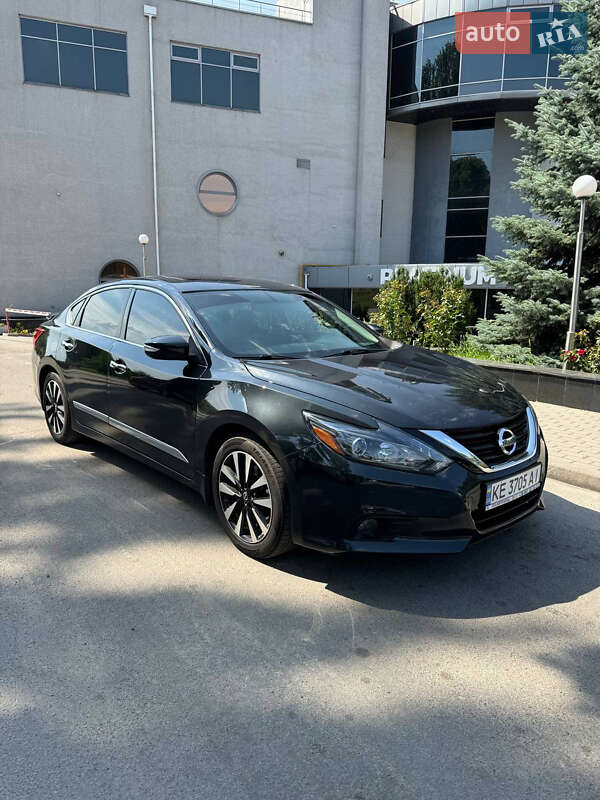 Nissan Altima 2017