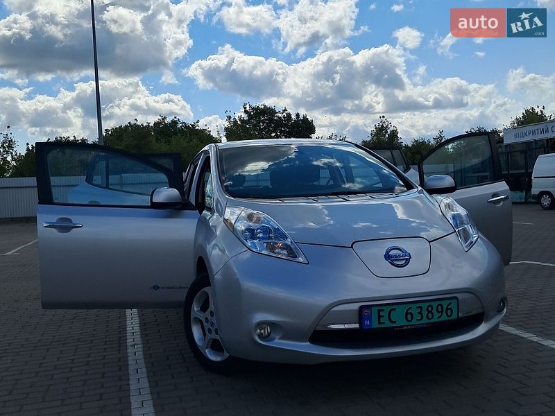 Nissan Leaf 2014