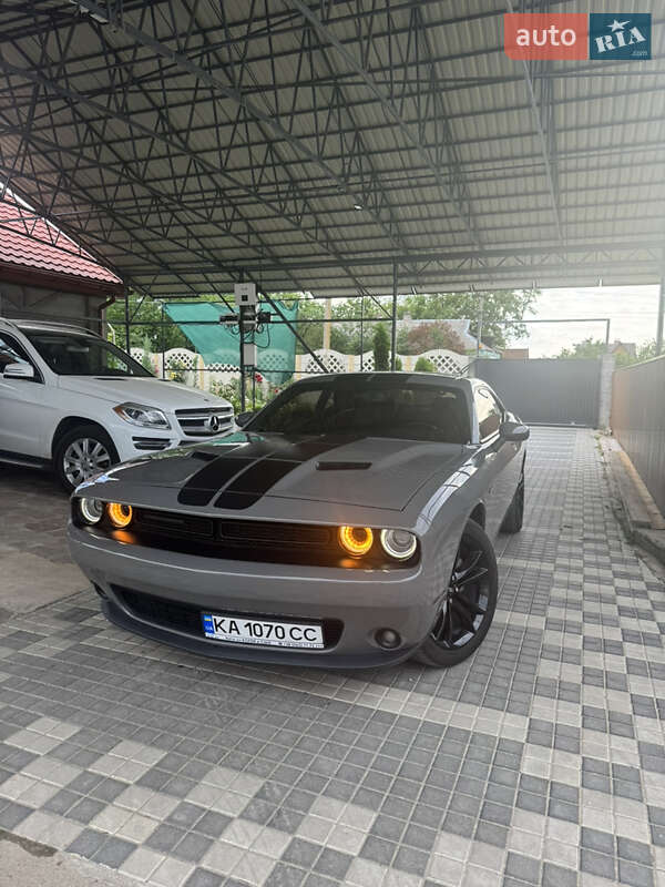 Dodge Challenger 2017