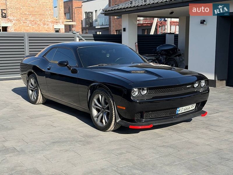 Dodge Challenger 2017