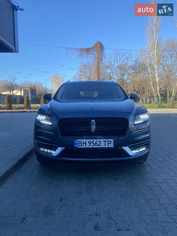 Lincoln Nautilus 2019
