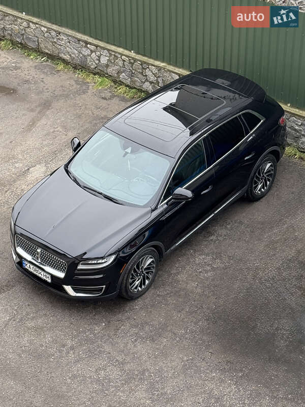 Lincoln Nautilus 2020