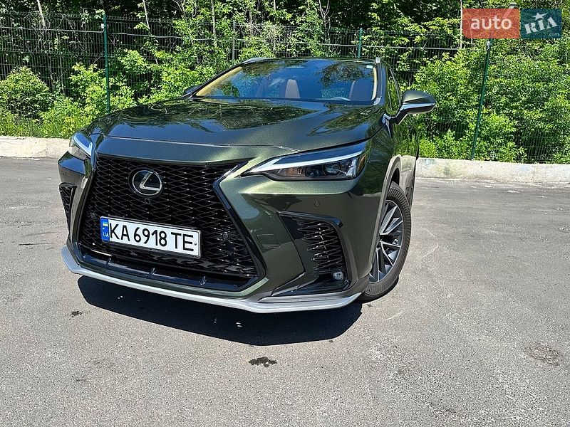 Lexus NX 2023