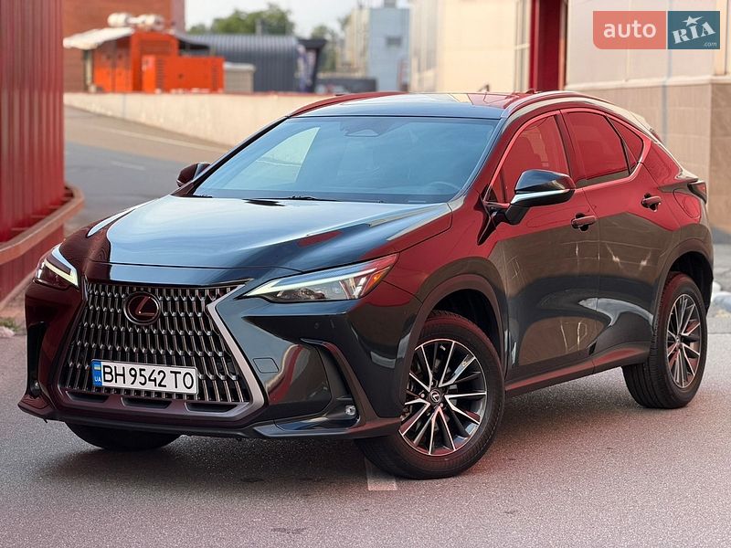 Lexus NX 2022