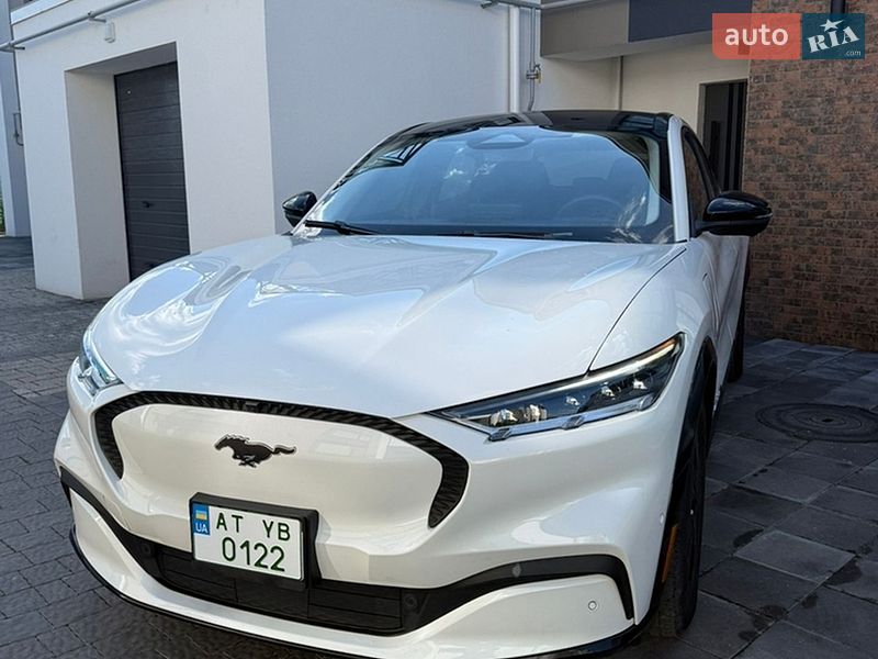 Ford Mustang Mach-E 2021