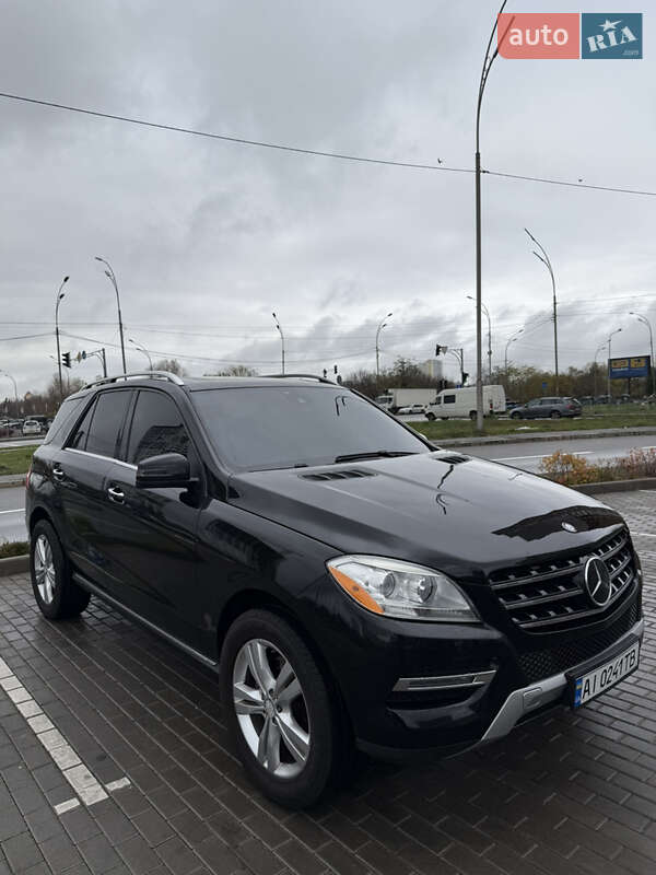 Mercedes-Benz M-Class 2015