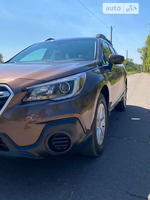 Subaru Outback 2019