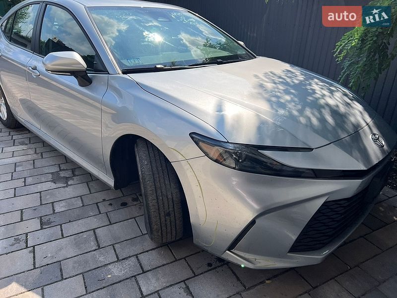 Toyota Camry 2024