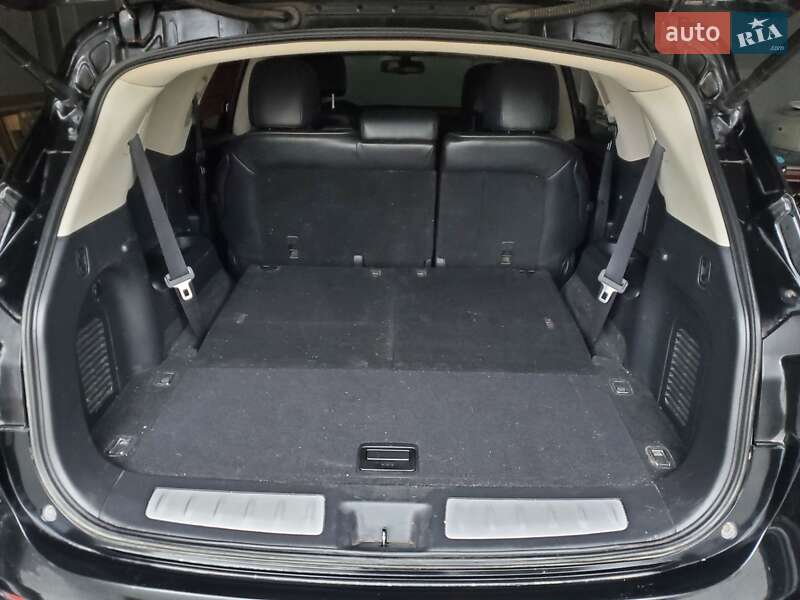 Infiniti JX35 2013