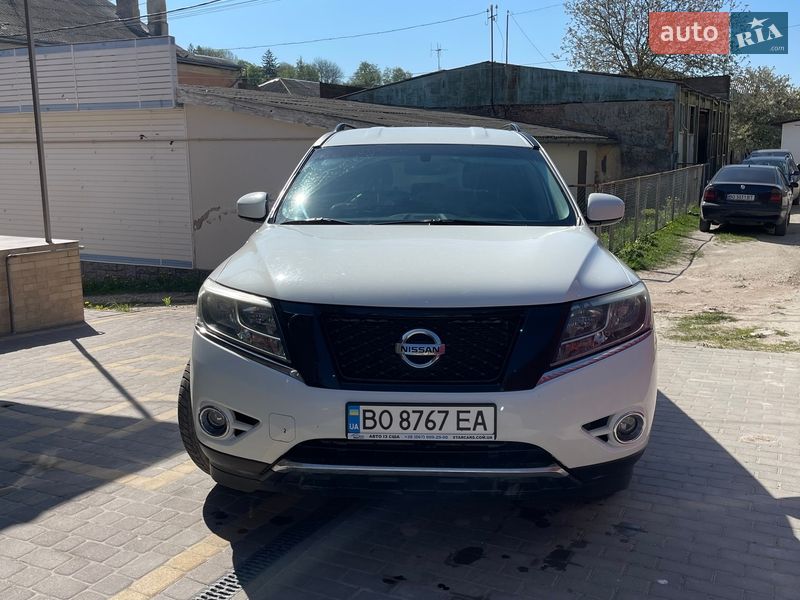 Nissan Pathfinder 2016