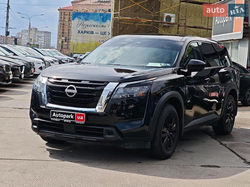 Nissan Pathfinder 2023