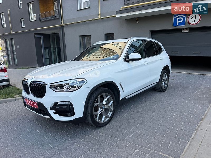 BMW X3 2021