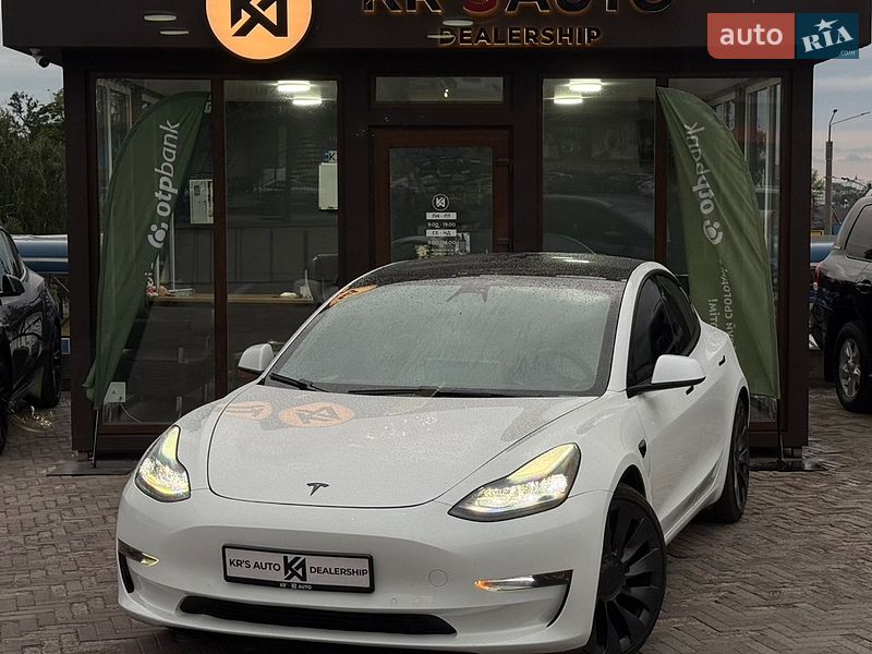 Tesla Model 3 2021