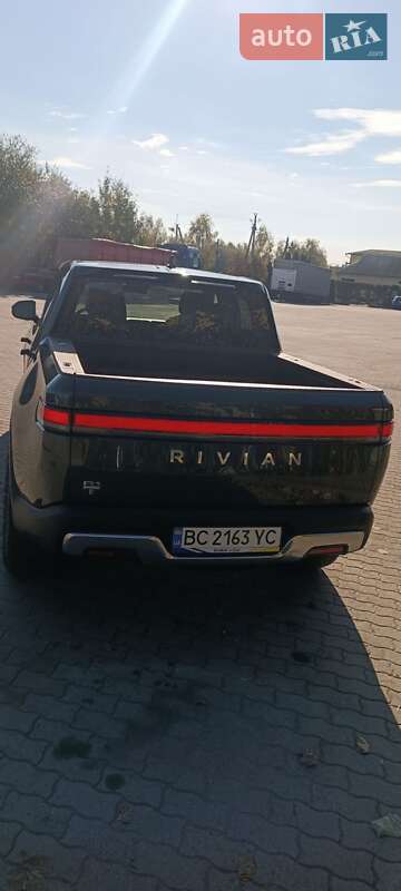 Rivian R1T 2023