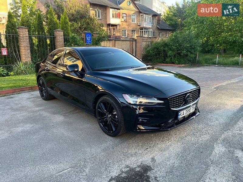 Volvo S60 2024