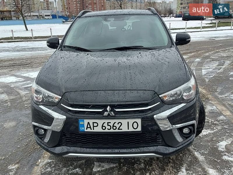 Mitsubishi Outlander Sport 2019