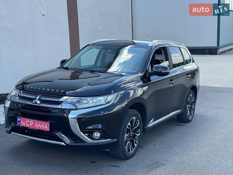 Mitsubishi Outlander 2016