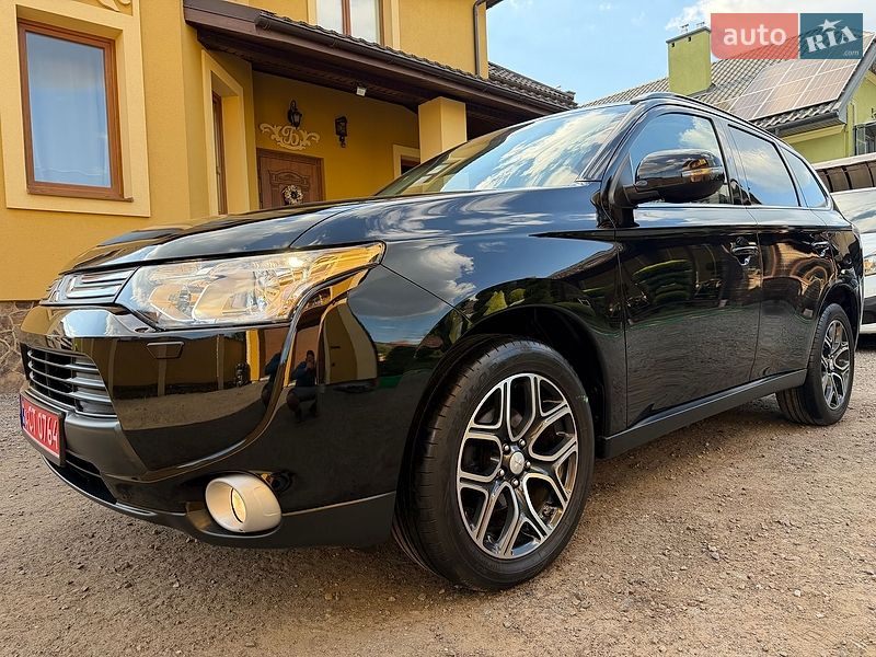 Mitsubishi Outlander 2013