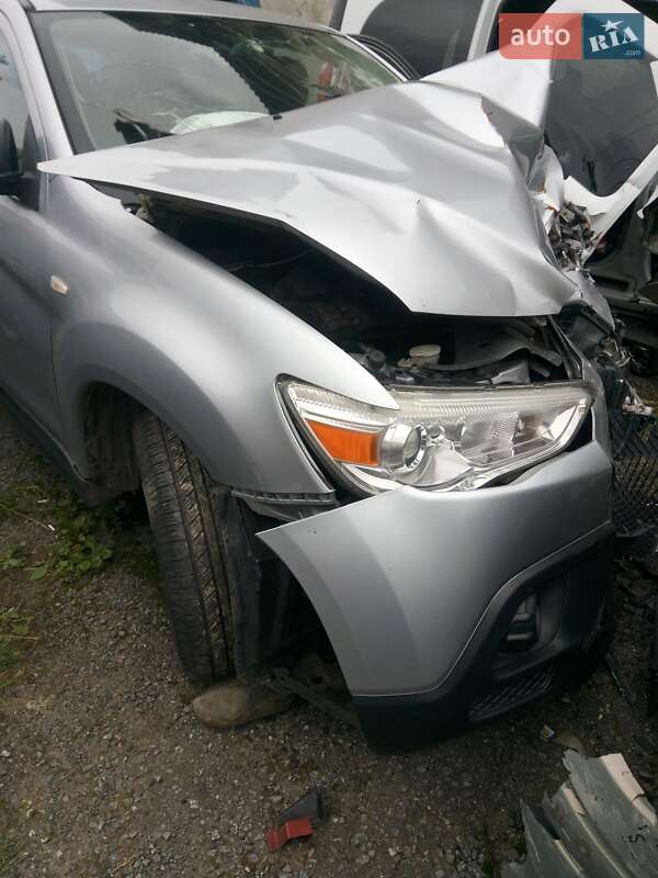 Mitsubishi ASX 2011