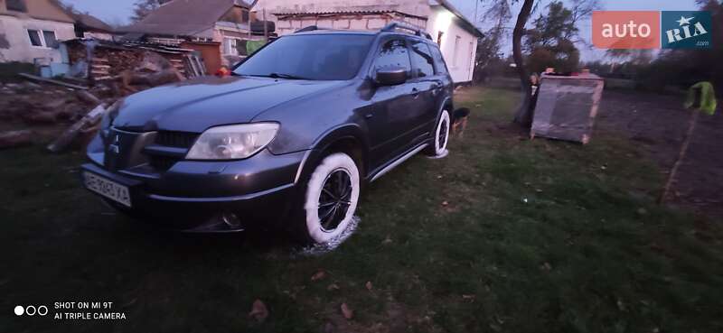 Mitsubishi Outlander 2006