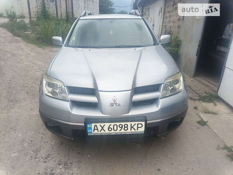 Mitsubishi Outlander 2006
