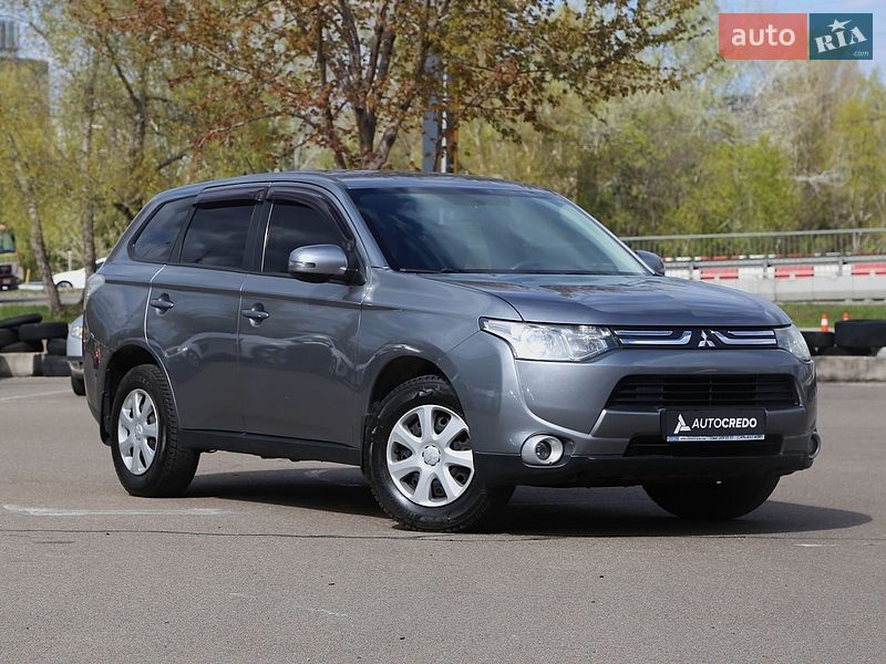 Mitsubishi Outlander 2013