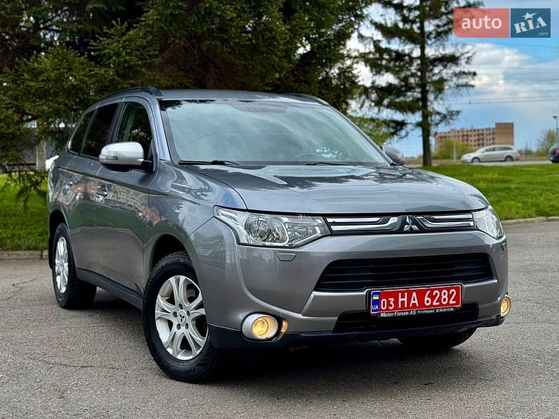 Mitsubishi Outlander 2013