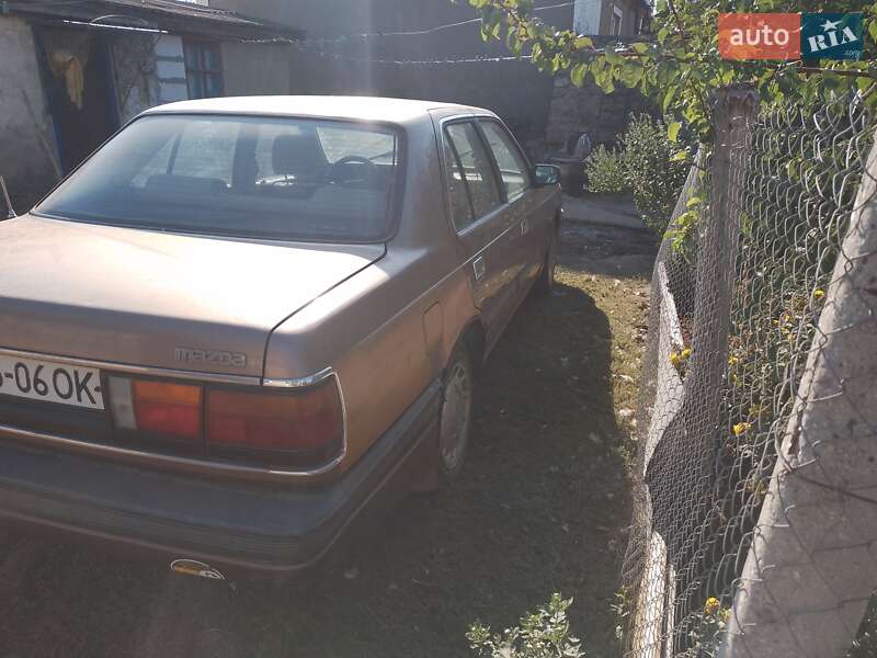 Mazda 929 1987