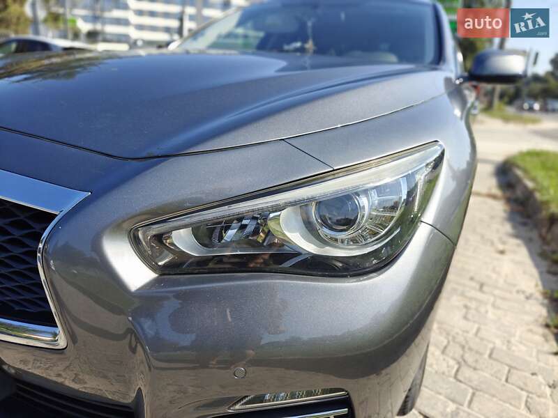Infiniti Q50 2015
