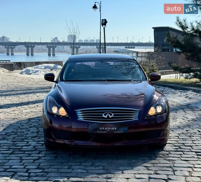Infiniti G37 2010